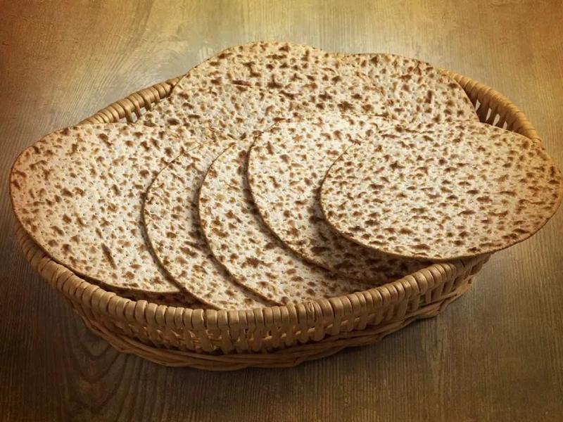 Handmade Shmura Matza